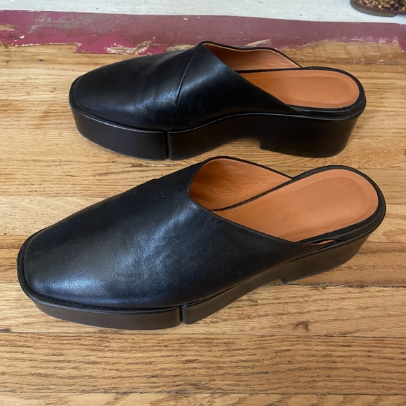 Robert Clergerie Black Platform Mules Size 38 (7) - Picture 5 of 7